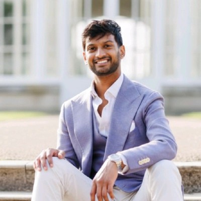 Nihaar Udathu